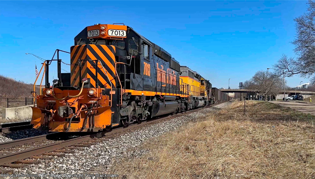WE 7013 leads the loads.